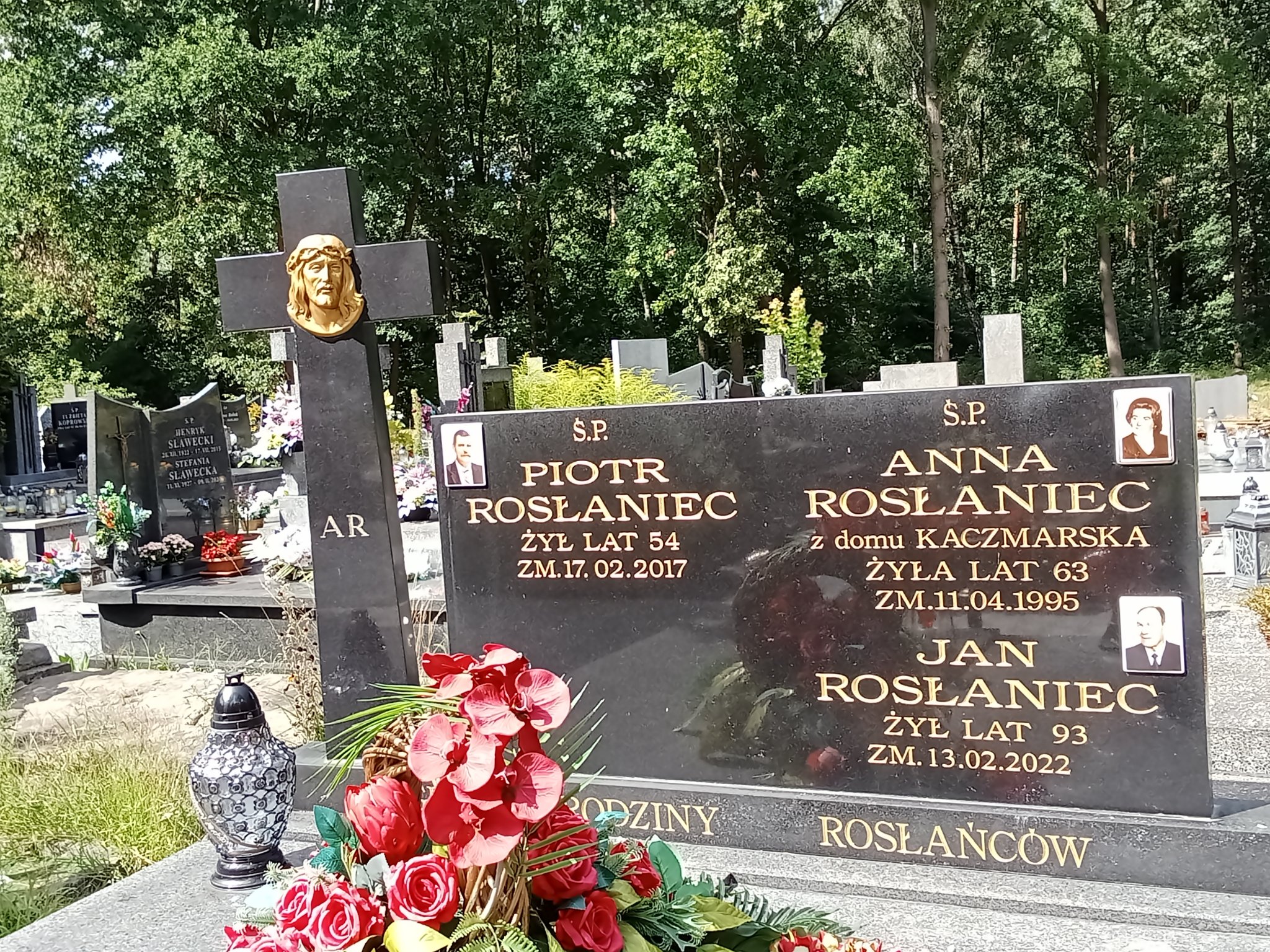 Piotr Rosłaniec  Zalesie Górne - Grobonet - Wyszukiwarka osób pochowanych